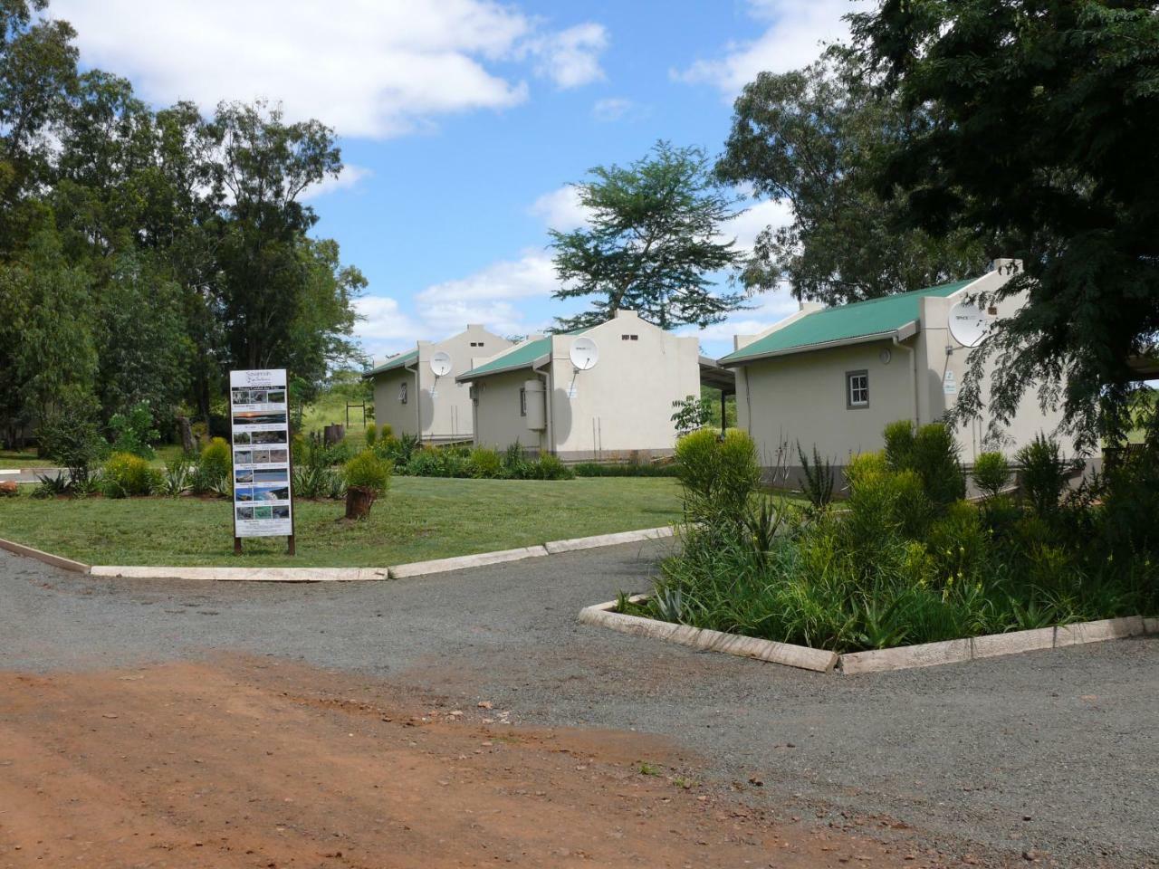 Hluhluwe Country Cottages Exterior photo